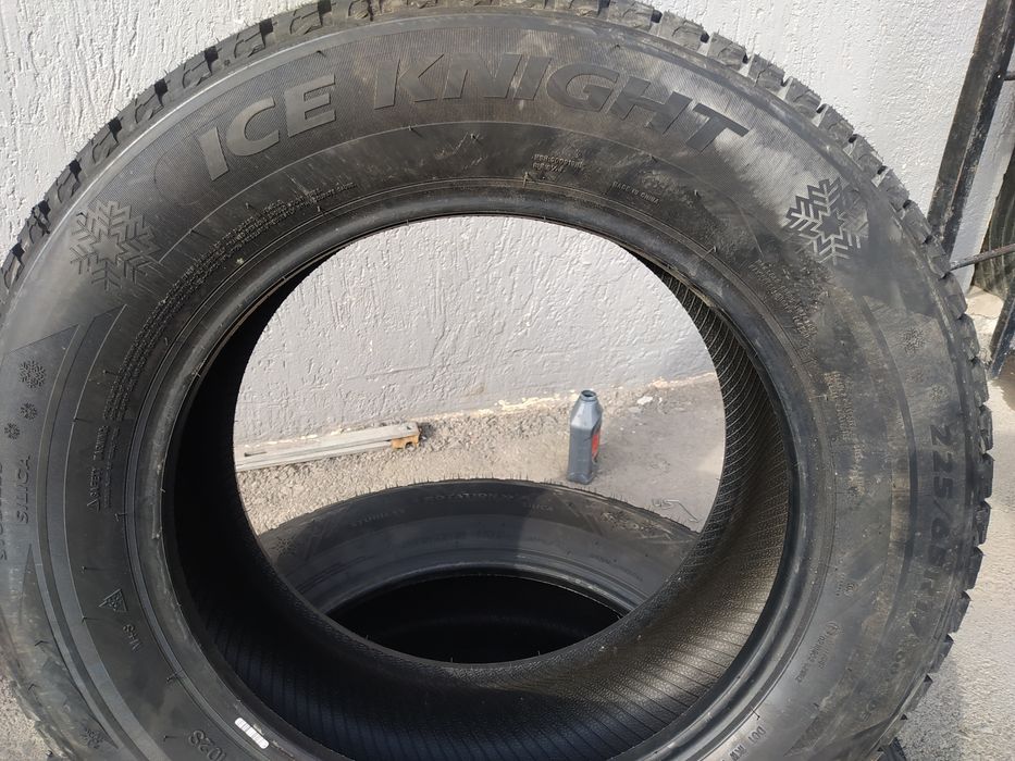 Rapid 225/55R19 Ice Knight