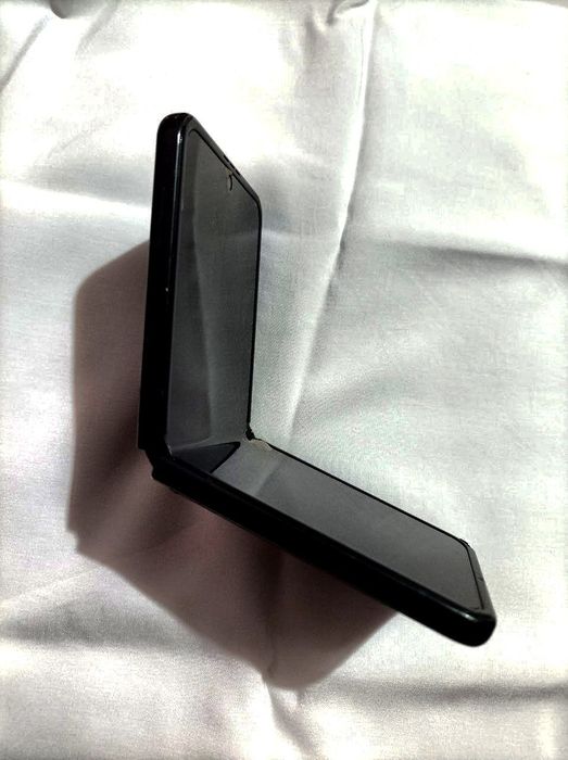 Samsung Galaxy Z flip 3