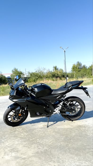 YAMAHA YZF R125 2023