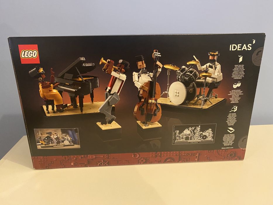 Lego Jazz Quartet Idea model 21334