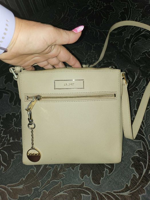 HUGO Boss естествена кожа,Armani Jeans сив лак,DKNY с дълга дръжка