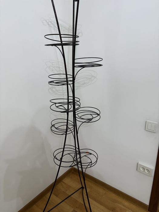 Подставка для цветов