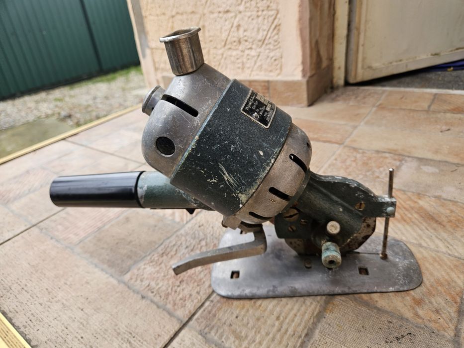 cutter electric 220v