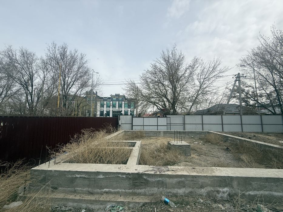 Жер сатылады ески базар аумагынан