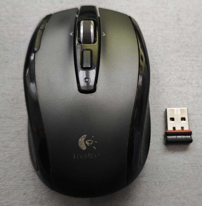 Mouse-uri Logitech + receiver Unifying + baterii/acumulator
