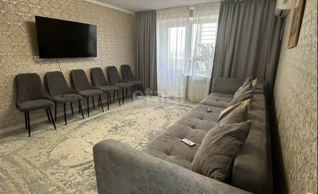 Продам 4 комнатную квартиру