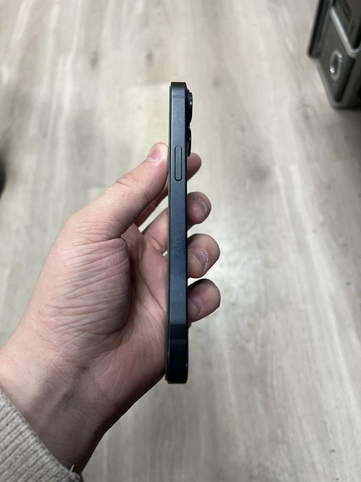 Iphone 14 в хорошом состояний