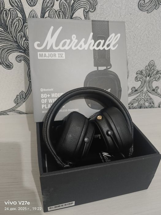 Продам оригинальные наушник Marshall