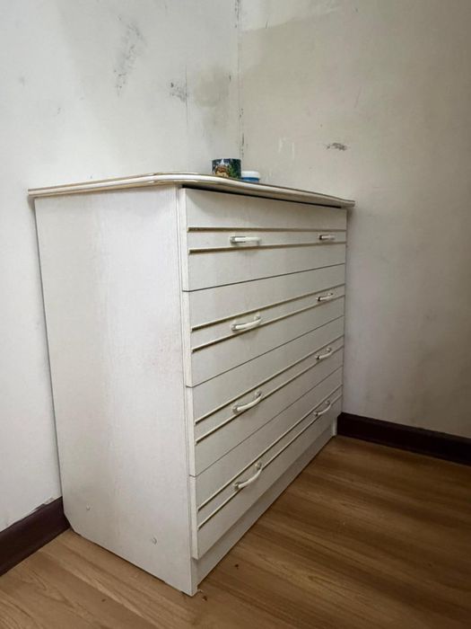 Продам спальный гарнитур