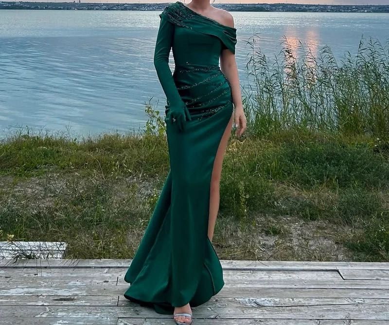 Rochie eleganta facuta la comanda