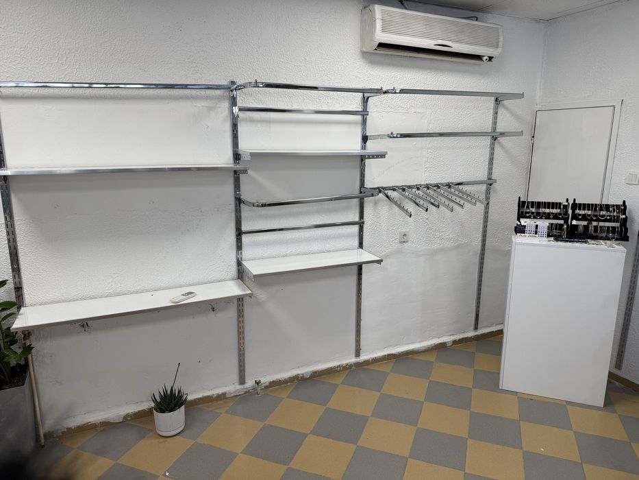 Крайна цена! 600лв! СПЕШНО! Оборудване за магазин за дрехи! 600лв!