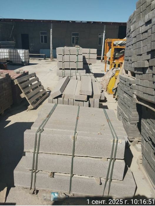 Бардюр гранитный красный курдай