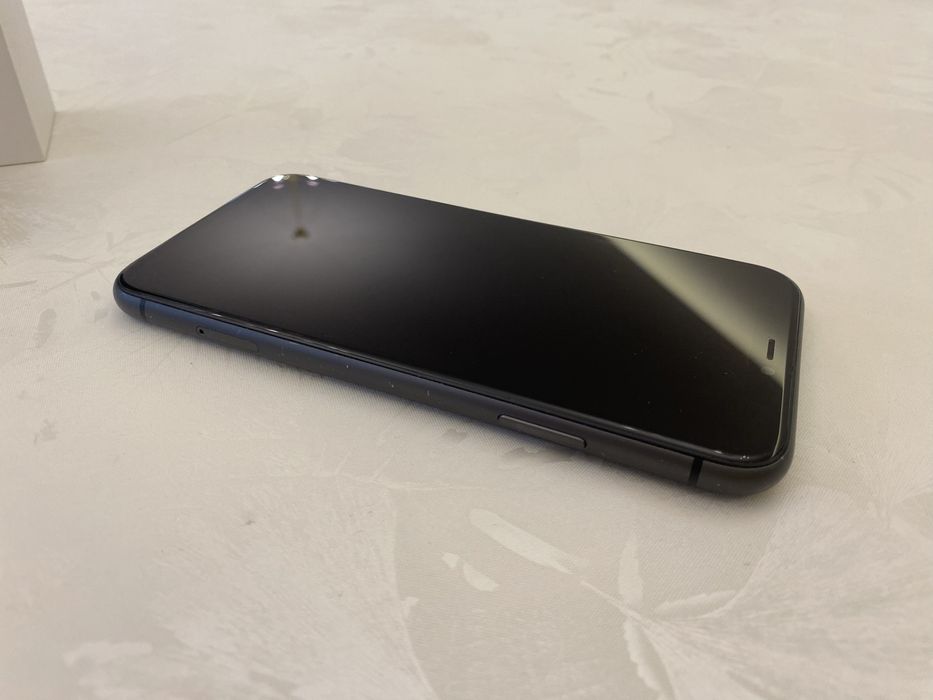 iPhone 11 128GB Dual SIM