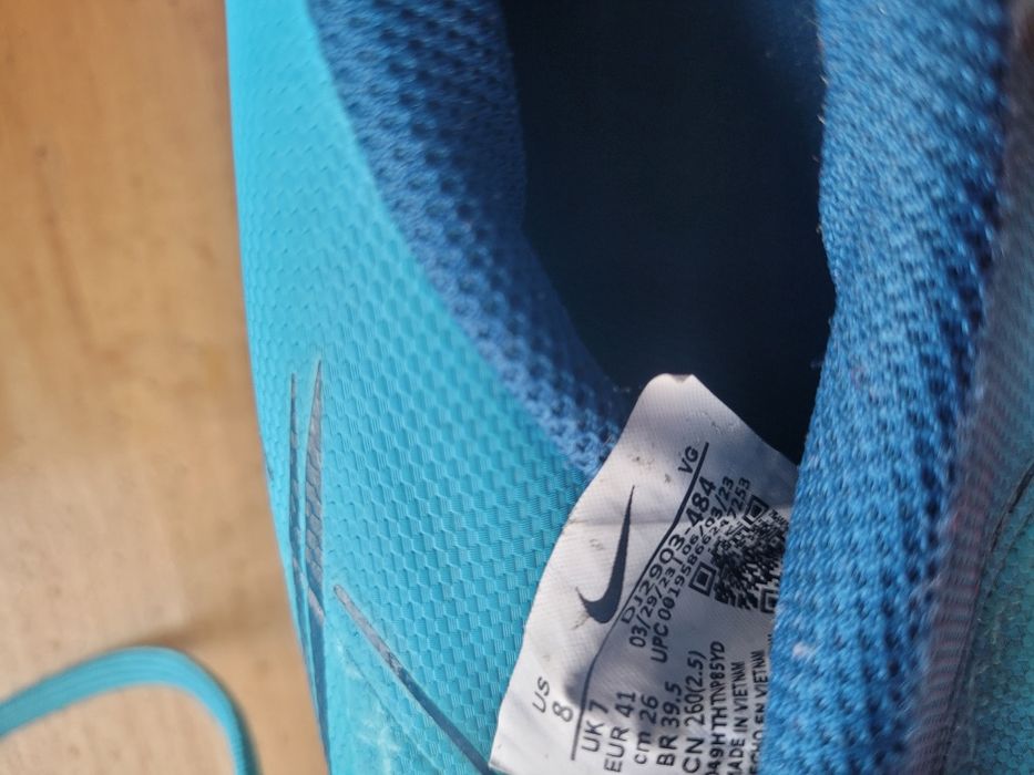 Бутони NIKE - 41 номер