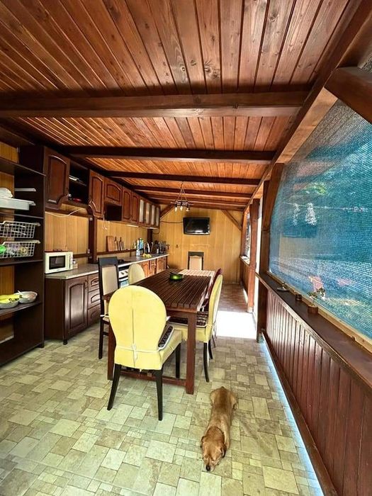 Cazare casa 8-10 persoane