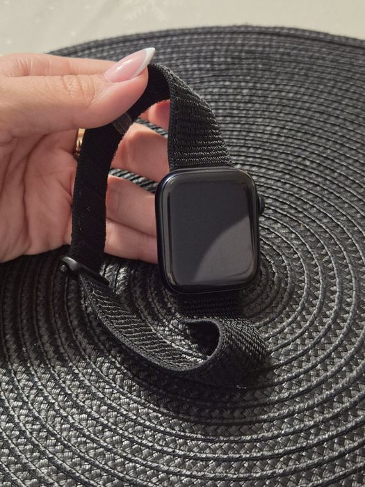 Iphone 16 128GB в гаранция + Apple Watch SE 2 + AirPods 3rd generation