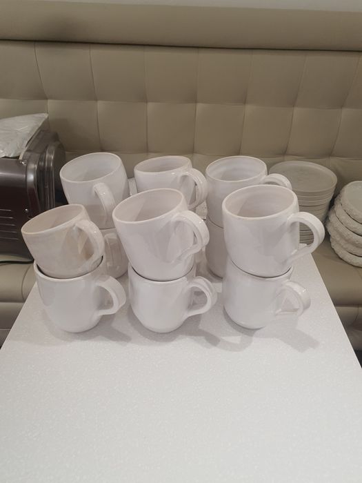 Срочно отдам тарелки, бокалы