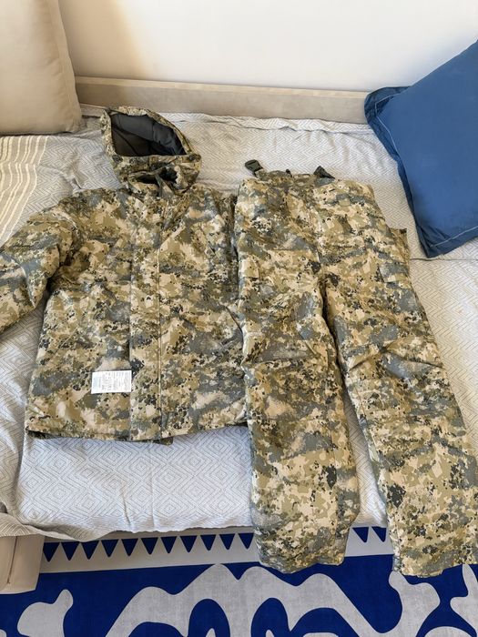 Продам военную форму и обувь