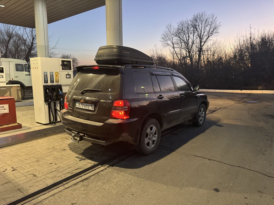 Тайота.                                                      хайландер