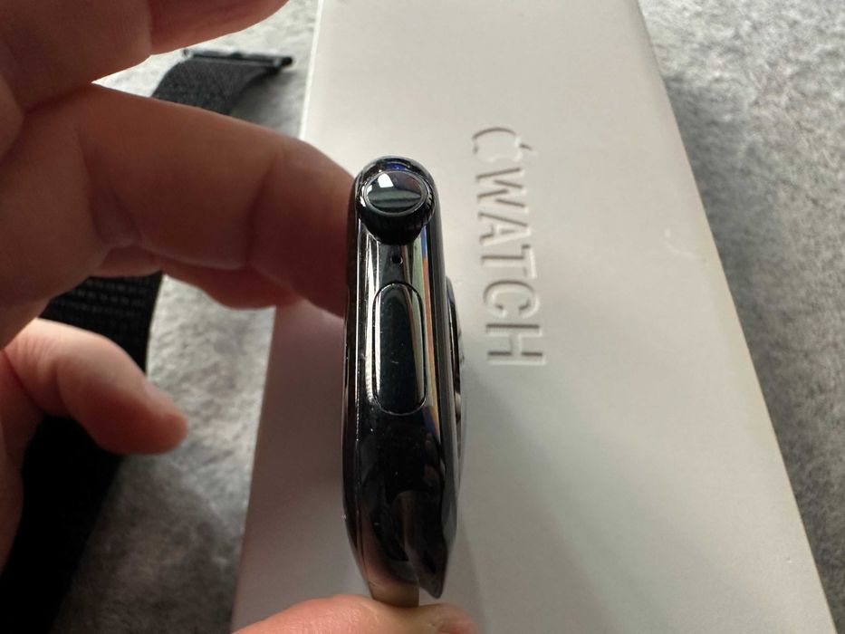 Apple Watch Series 10 LTE 46mm Jet Black – ca nouă + 5 brățări