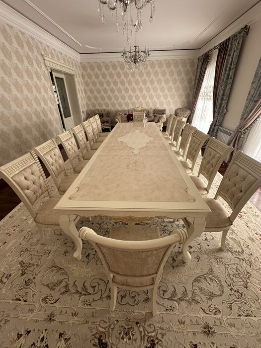 Стол + 16 стульев