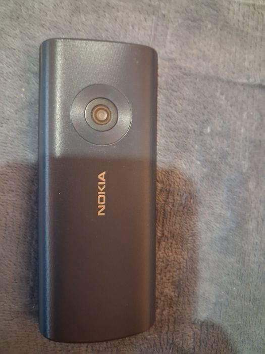 Nokia 110 -4G cu două cartele