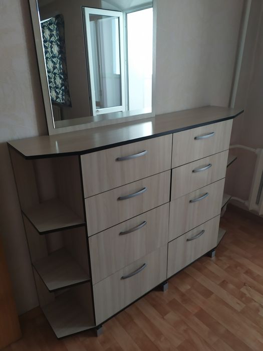 Срочно. Продам отличный комод. Торг.
