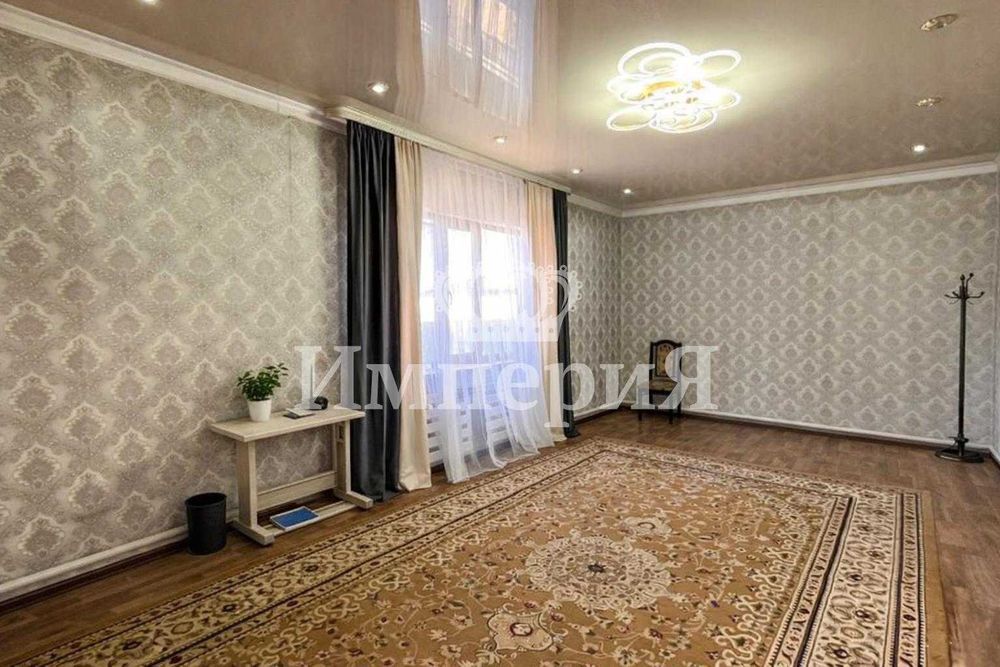 продается 5 ком дом в Востоке Айдана Империя