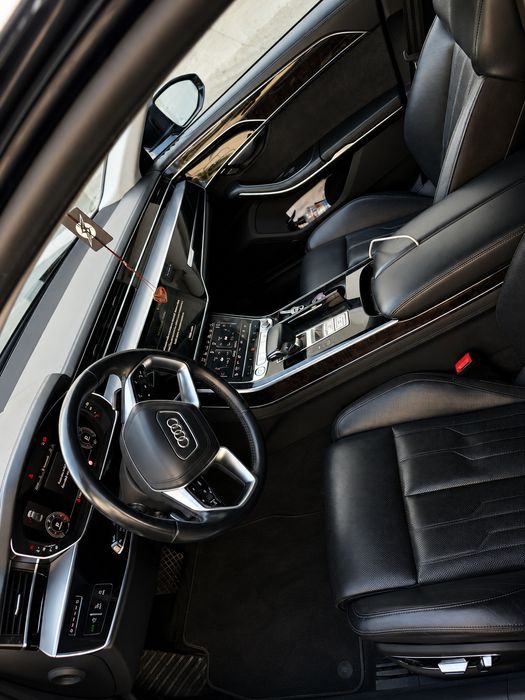 AUDI A8 2018 — imagine 3