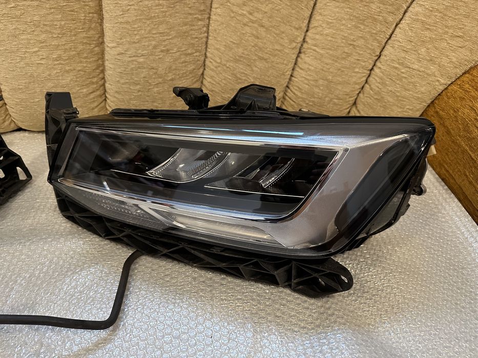 Faruri, Far stanga / Far dreapta Audi Q2 Full led