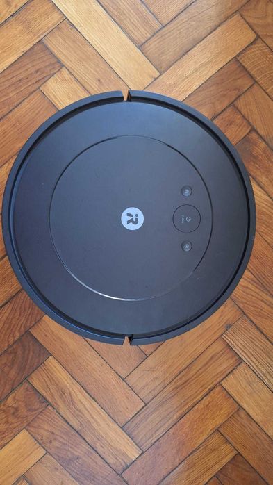 Aspirator Robot iRobot Roomba Combo Essential (Mop + Aspirare)