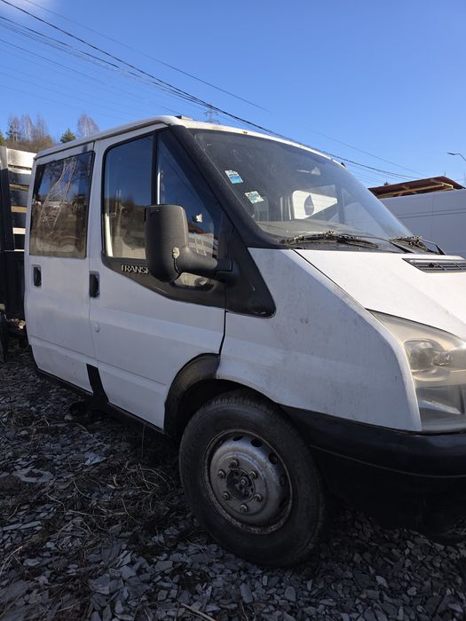 Autoutilitara Ford Tranzit