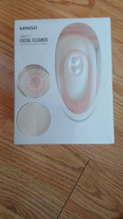 Set curatare faciala MINISO