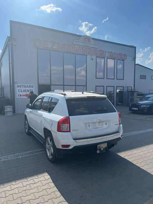 Dezmembram Jeep Compass 2.2 diesel din 2012