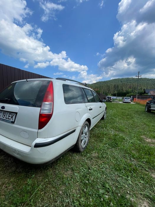 Vând Ford Mondeo
