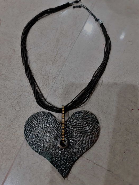 Колиета/Гердани красиви и стилни-по избор! НОВИ!