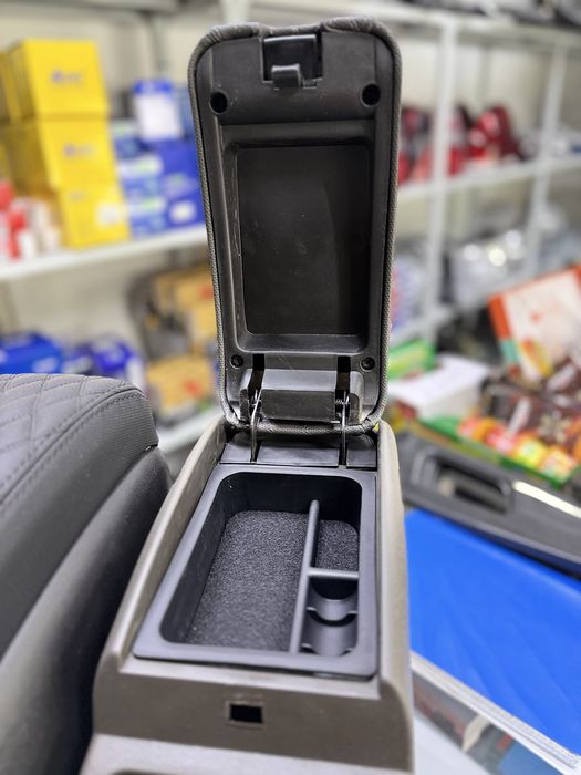 Подлокотники на кобальт