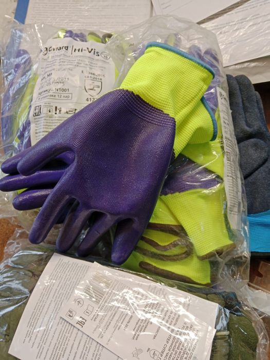 Нитриловые рабочие перчатки