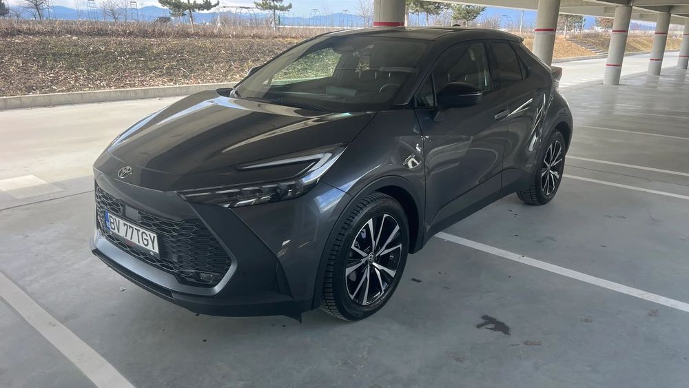 Toyota C-HR Toyota C-HR Hybrid 1.8 HEV 140 CP 4x2 CVT Dynamic