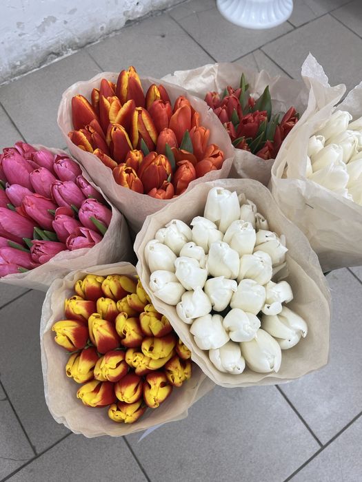 Тюльпаны, букеты, розы, кустовык розы