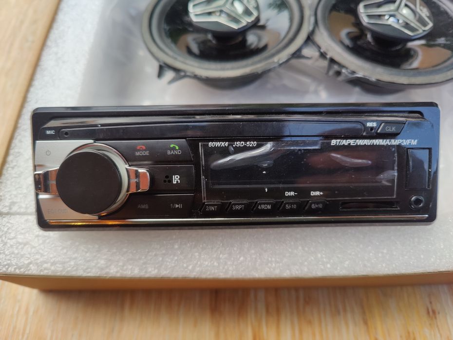 2 boxe auto JVC + caset/ radio Mp3 cu Bluetooth