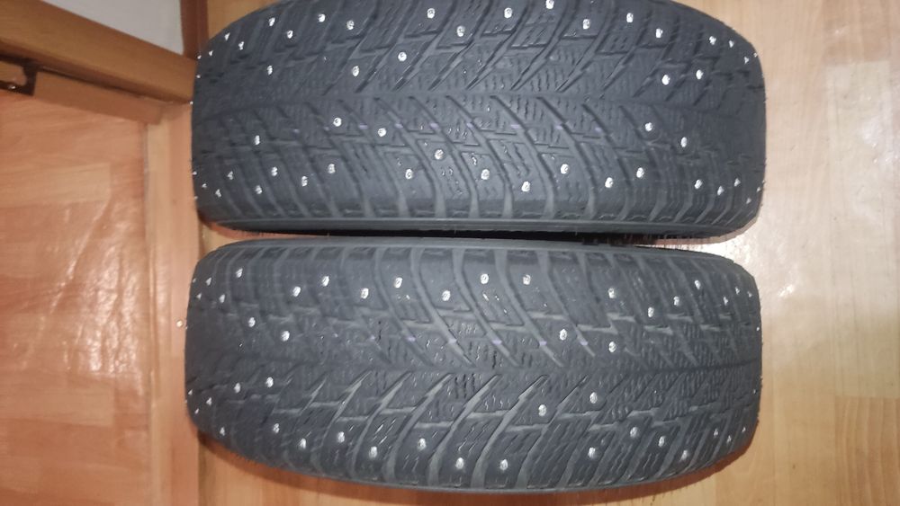 Продам шины Nokia 10p