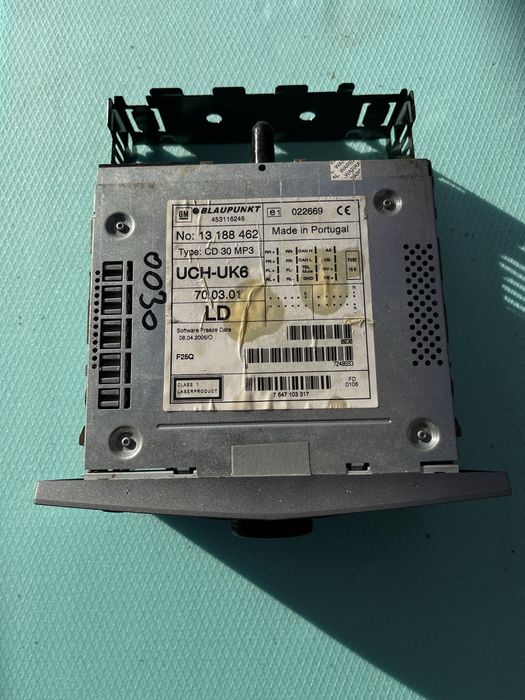 Оригинално радио за Опел H