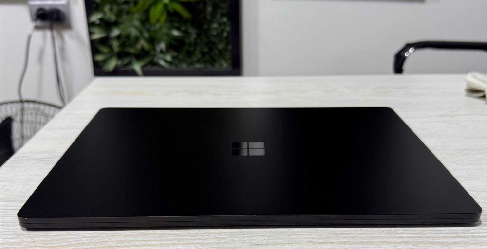 Microsoft Surface Laptop 5 Black 13.5" 2K Сенсор i5 1245U  16GB/512GB