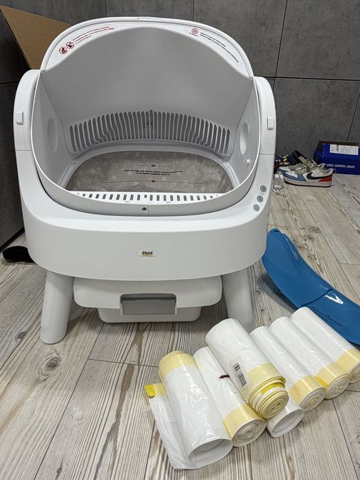 Litiera automată  iHUNT Autoscooper 11 NOUĂ, în cutie