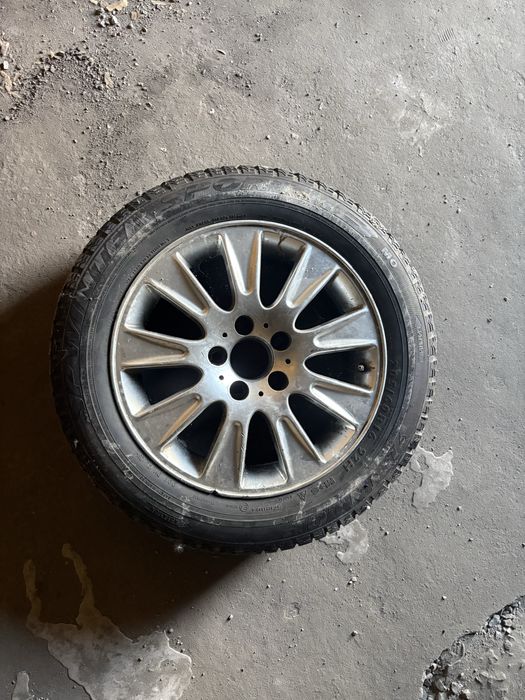 Продам запаску 205/60/R16