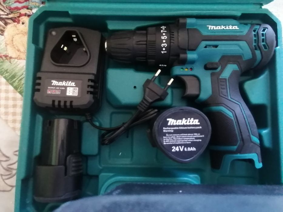 Винтоверт makita