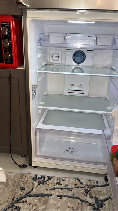Продам холодильник SAMSUNG в отличном состоянии.