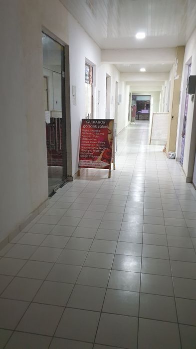 Srochna " Magazin " sotiladi 23 kvadrad ..manzil  mikrayon arka