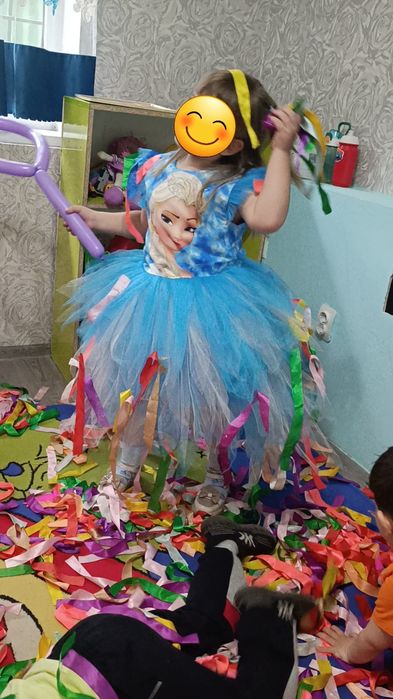 Платье на девочку